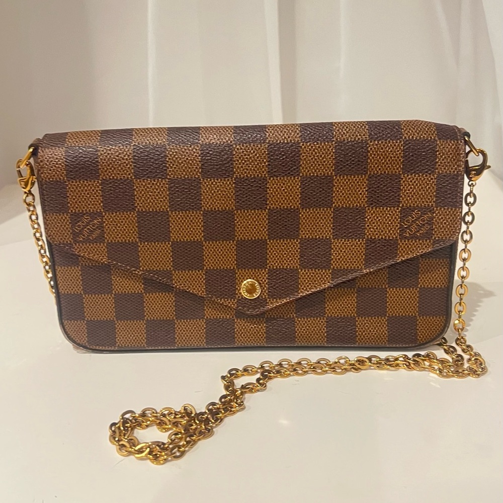 Louis Vuitton Felicie Pouchette Damier print w/ long original gold chain